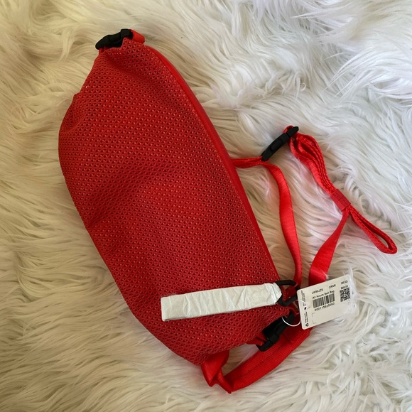 🍋Lululemon All Hours Belt Bag🍋 - Picture 1 of 2
